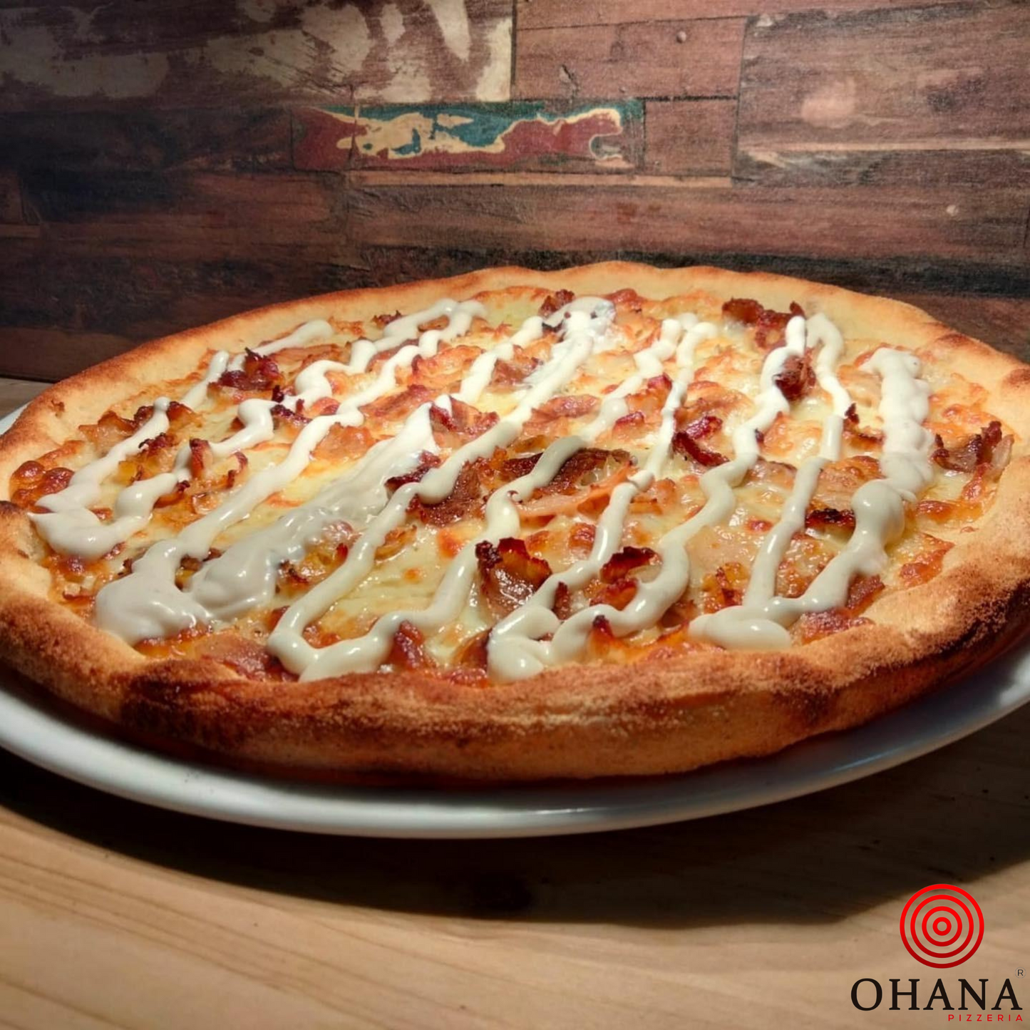 Kebab, mozzarella, ternera kebab, pollo kebab (fuera de cocción salsa blanca)